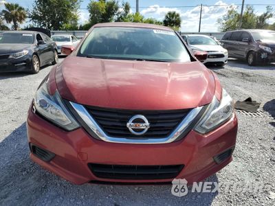 Piąte zdjęcie samochodu w środku: 2017 NISSAN ALTIMA 2.5 VIN:1N4AL3AP8HN308739 - miniatura