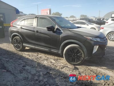 Czwarte zdjęcie samochodu z boku: 2018 MITSUBISHI ECLIPSE CROSS SE VIN:JA4AT5AA7JZ039286 - miniatura