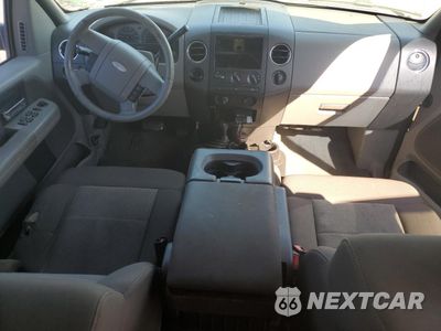 Zdjęcie 8 z 14 samochodu: 2006 FORD F150 VIN:1FTPX14V56NB36643 - miniatura
