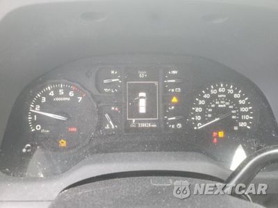 Zdjęcie 9 z 12 samochodu: 2018 TOYOTA TUNDRA SR VIN:5TFCY5F15JX023611 - miniatura