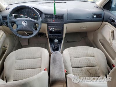 Zdjęcie 8 z 14 samochodu: 2001 VOLKSWAGEN GOLF GLS VIN:9BWGS21J414008727 - miniatura
