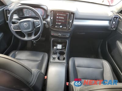 Zdjęcie 8 z 14 samochodu: 2019 VOLVO XC40 T5 MOMENTUM VIN:YV4162UK0K2060472 - miniatura