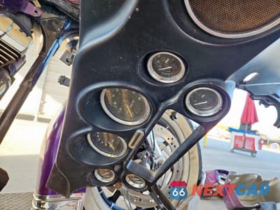 Zdjęcie 7 z 9 samochodu: 2001 HARLEY-DAVIDSON FLHTCUI SHRINE VIN:1HD1FLW131Y601053 - miniatura