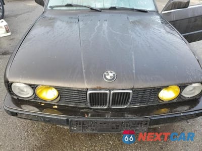 Zdjęcie 11 z 12 samochodu: 1989 BMW 325 I VIN:WBAAA1309K4206106 - miniatura