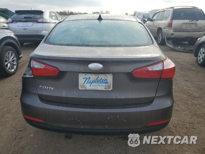 Zdjęcie 6 z 12 samochodu: 2014 KIA FORTE LX VIN:KNAFX4A69E5183504 - miniatura