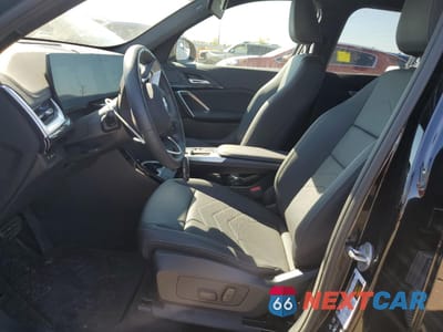 Zdjęcie 7 z 13 samochodu: 2025 BMW X1 XDRIVE28I VIN:WBX73EF06S5315906 - miniatura