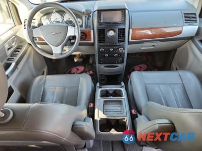 Zdjęcie 8 z 13 samochodu: 2008 CHRYSLER TOWN AND COUNTRY TOURING VIN:2A8HR54P88R621333 - miniatura