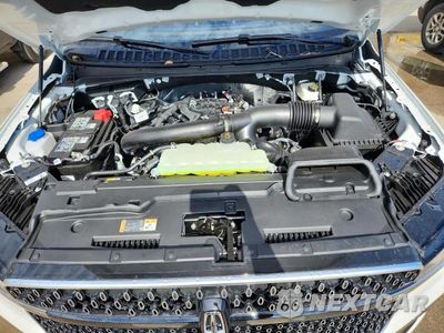 Zdjęcie 12 z 12 samochodu: 2025 LINCOLN NAVIGATOR L RESERVE VIN:5LMJJ3LGXSEL12207 - miniatura