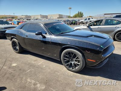 Czwarte zdjęcie samochodu z boku: 2019 DODGE CHALLENGER SXT VIN:2C3CDZAGXKH677450 - miniatura