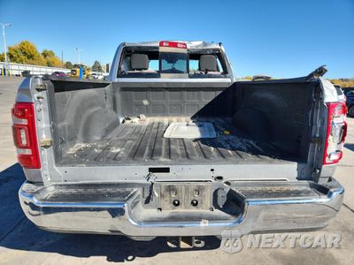 Zdjęcie 6 z 13 samochodu: 2021 RAM 2500 TRADESMAN VIN:3C6UR5CJXMG516710 - miniatura
