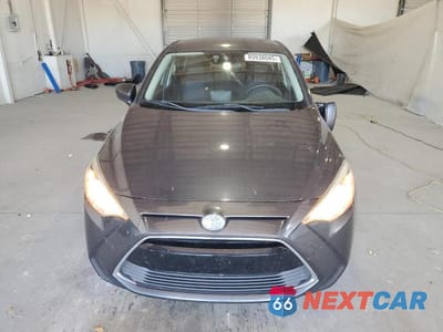 Piąte zdjęcie samochodu w środku: 2017 TOYOTA YARIS IA VIN:3MYDLBYV4HY156257 - miniatura