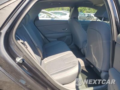 Zdjęcie 10 z 13 samochodu: 2023 HYUNDAI ELANTRA SEL VIN:5NPLM4AG8PH093139 - miniatura