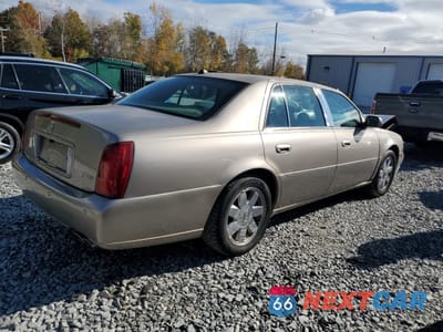 Trzecie zdjęcie samochodu z tyłu: 2004 CADILLAC DEVILLE DTS VIN:1G6KF57984U225065 - miniatura