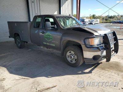 Czwarte zdjęcie samochodu z boku: 2013 GMC SIERRA K2500 HEAVY DUTY VIN:1GD22ZCG1DZ215450 - miniatura