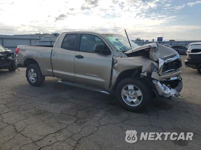 Czwarte zdjęcie samochodu z boku: 2007 TOYOTA TUNDRA DOUBLE CAB SR5 VIN:5TFRT541X7X004427 - miniatura