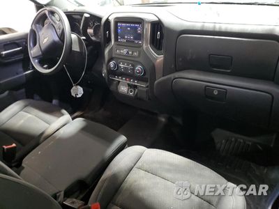 Zdjęcie 8 z 12 samochodu: 2024 CHEVROLET SILVERADO C1500 VIN:3GCNAAED6RG335745 - miniatura