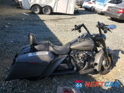 2018 HARLEY-DAVIDSON FLHRXS 1HD1KVC16JB641805 - główne zdjęcie licytacji z USA - miniatura