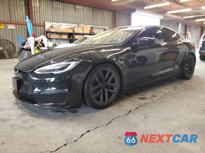2021 TESLA MODEL S 5YJSA1E60MF443426 - główne zdjęcie licytacji z USA - miniatura