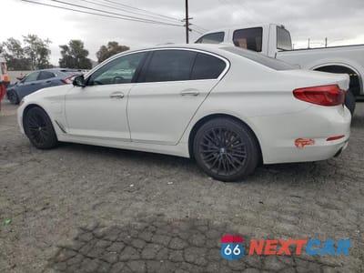 Drugie zdjęcie samochodu z przodu: 2018 BMW 530E VIN:WBAJA9C55JB033169 - miniatura