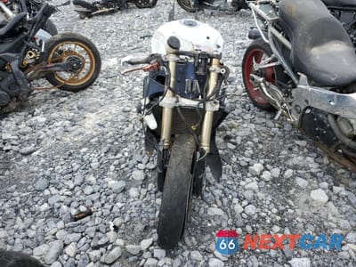Drugie zdjęcie samochodu z przodu: 2010 SUZUKI GSX750 R VIN:JS1GR7LA1A2100304 - miniatura