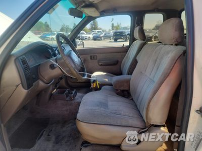 Zdjęcie 7 z 14 samochodu: 1998 TOYOTA TACOMA XTRACAB VIN:4TAVL52N3WZ007916 - miniatura