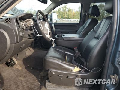 Zdjęcie 7 z 12 samochodu: 2011 CHEVROLET SILVERADO K3500 LT VIN:1GC4K0C85BF245079 - miniatura