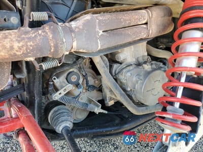 Zdjęcie 7 z 11 samochodu: 2014 POLARIS RZR 1000 XP EPS VIN:4XAST1EA8EB929380 - miniatura