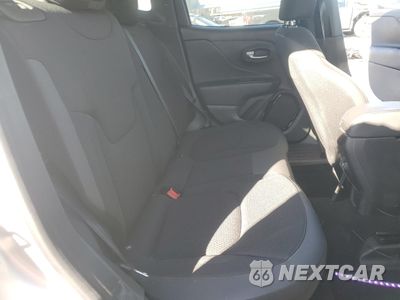 Zdjęcie 10 z 15 samochodu: 2018 JEEP RENEGADE LATITUDE VIN:ZACCJBBB6JPH58408 - miniatura