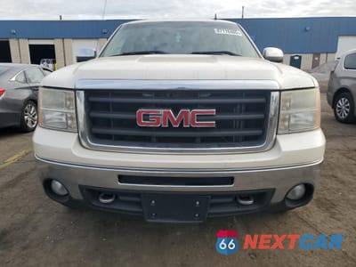 Piąte zdjęcie samochodu w środku: 2009 GMC SIERRA K1500 VIN:3GTEK13399G168739 - miniatura