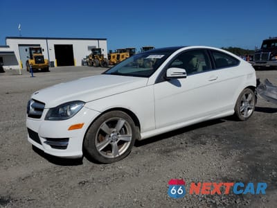 2013 MERCEDES-BENZ C 250 WDDGJ4HB1DG077729 - główne zdjęcie licytacji z USA - miniatura