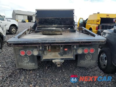 Zdjęcie 6 z 12 samochodu: 2019 CHEVROLET SILVERADO FLAT BED TRUCK VIN:1GB4KWCY6KF162817 - miniatura