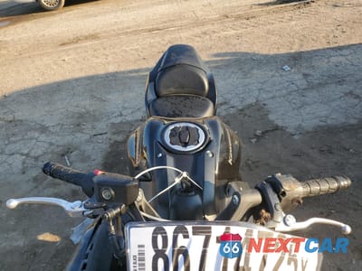 Piąte zdjęcie samochodu w środku: 2025 KAWASAKI EX650 R VIN:ML5EXER17SDAF8668 - miniatura