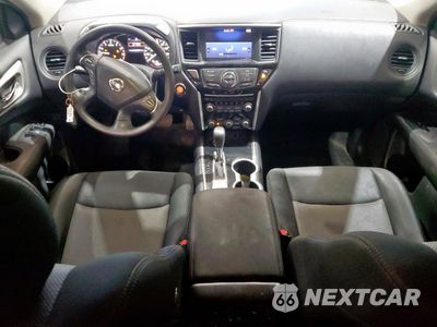 Zdjęcie 8 z 13 samochodu: 2017 NISSAN PATHFINDER S VIN:5N1DR2MN7HC656923 - miniatura