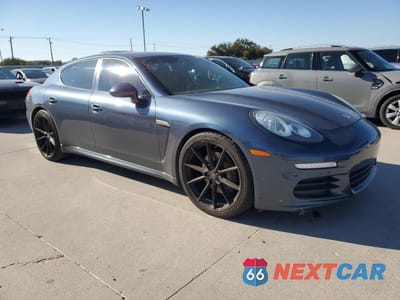 Czwarte zdjęcie samochodu z boku: 2015 PORSCHE PANAMERA 2 VIN:WP0AA2A79FL001499 - miniatura