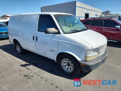 Czwarte zdjęcie samochodu z boku: 1998 CHEVROLET ASTRO VIN:1GCDM19W9WB202870 - miniatura