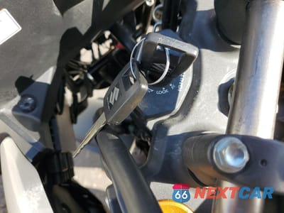 Zdjęcie 8 z 9 samochodu: 2014 SUZUKI DL1000 VIN:JS1VU51A7E2100844 - miniatura