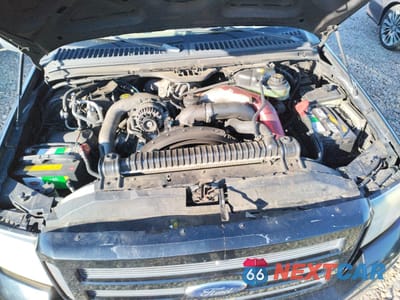 Zdjęcie 12 z 13 samochodu: 2005 FORD EXCURSION LIMITED VIN:1FMNU42P95EA05960 - miniatura