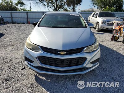Piąte zdjęcie samochodu w środku: 2017 CHEVROLET CRUZE LS VIN:1G1BC5SMXH7122874 - miniatura