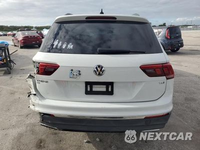 Zdjęcie 6 z 12 samochodu: 2018 VOLKSWAGEN TIGUAN S VIN:3VV3B7AX3JM052654 - miniatura