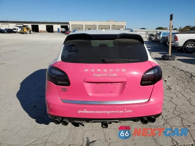 Zdjęcie 6 z 13 samochodu: 2011 PORSCHE CAYENNE TURBO VIN:WP1AC2A27BLA86480 - miniatura