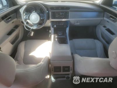 Zdjęcie 8 z 12 samochodu: 2016 JAGUAR XF PRESTIGE VIN:SAJBE4BV8GCY13557 - miniatura