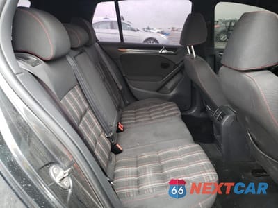 Zdjęcie 10 z 12 samochodu: 2011 VOLKSWAGEN GTI VIN:WVWGD7AJ0BW313925 - miniatura