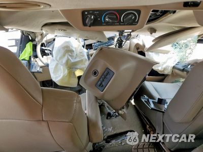 Zdjęcie 8 z 13 samochodu: 2005 FORD EXCURSION LIMITED VIN:1FMSU43P15ED38431 - miniatura