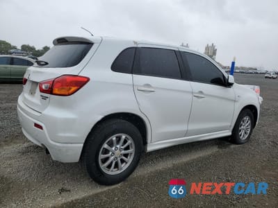 Trzecie zdjęcie samochodu z tyłu: 2011 MITSUBISHI OUTLANDER SPORT ES VIN:JA4AP3AU3BZ022943 - miniatura