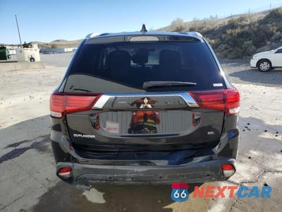 Zdjęcie 6 z 14 samochodu: 2020 MITSUBISHI OUTLANDER SE VIN:JA4AZ3A35LZ020209 - miniatura