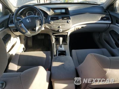 Zdjęcie 8 z 12 samochodu: 2012 HONDA ACCORD LX VIN:1HGCP2F32CA037931 - miniatura