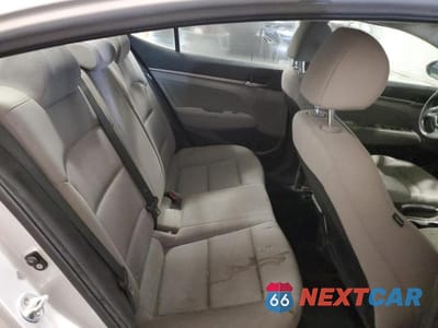 Zdjęcie 10 z 12 samochodu: 2017 HYUNDAI ELANTRA SE VIN:KMHD84LF1HU215517 - miniatura