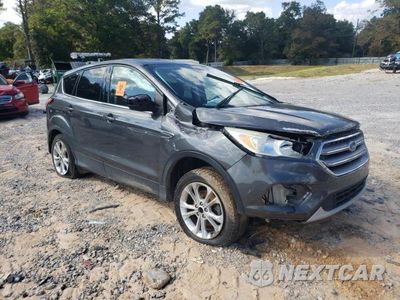 Czwarte zdjęcie samochodu z boku: 2017 FORD ESCAPE SE VIN:1FMCU0GD8HUB45653 - miniatura