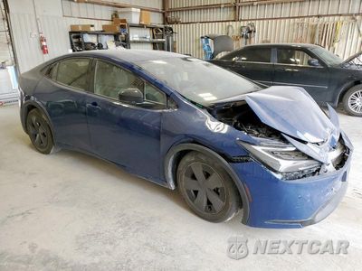 Czwarte zdjęcie samochodu z boku: 2023 TOYOTA PRIUS LE VIN:JTDACAAU2P3009892 - miniatura