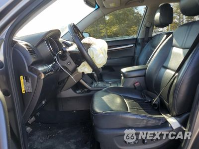Zdjęcie 7 z 15 samochodu: 2013 KIA SORENTO SX VIN:5XYKW4A21DG408666 - miniatura